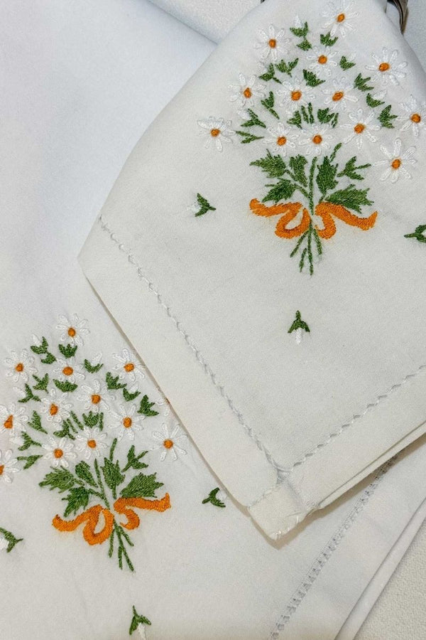 EMBROIDERED TABLE NAPKINS SET