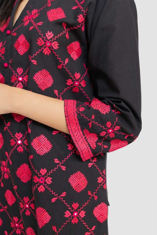 Jisti embroidered kurta