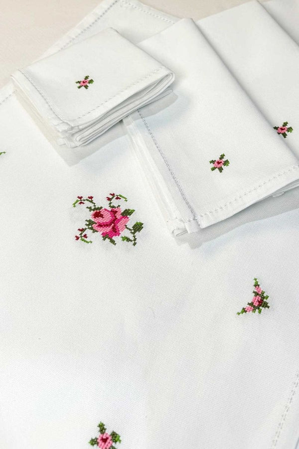 Pink Embroidered Mats Set