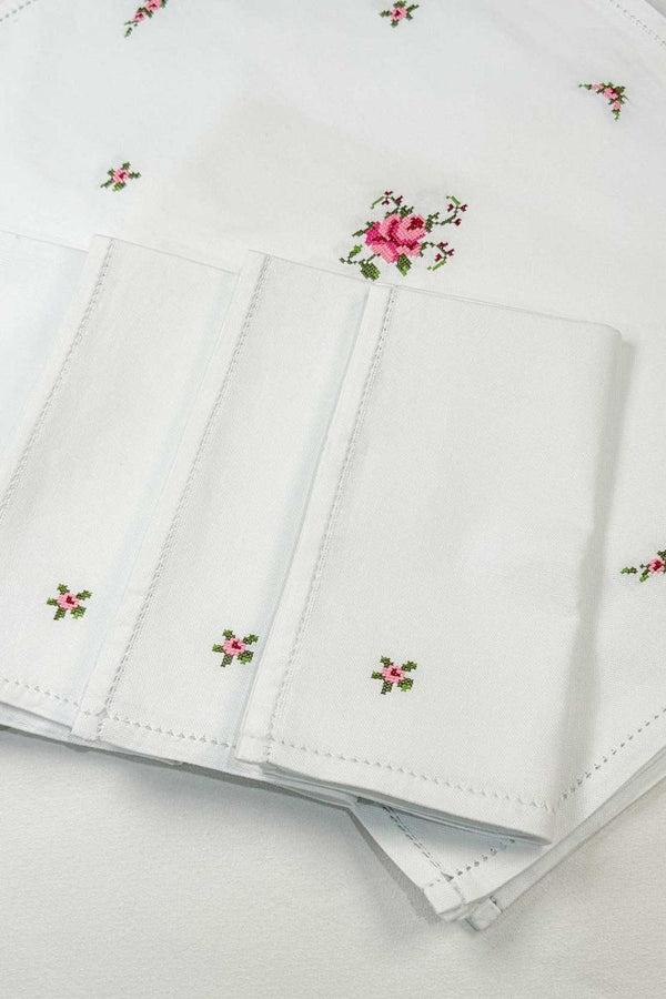 Pink Embroidered Mats Set
