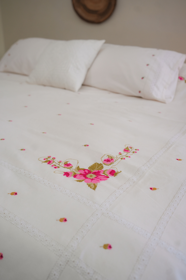 Tarkashi Bloom Bed Sheet