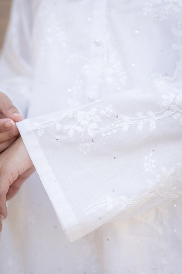 White Emroidered Kurta