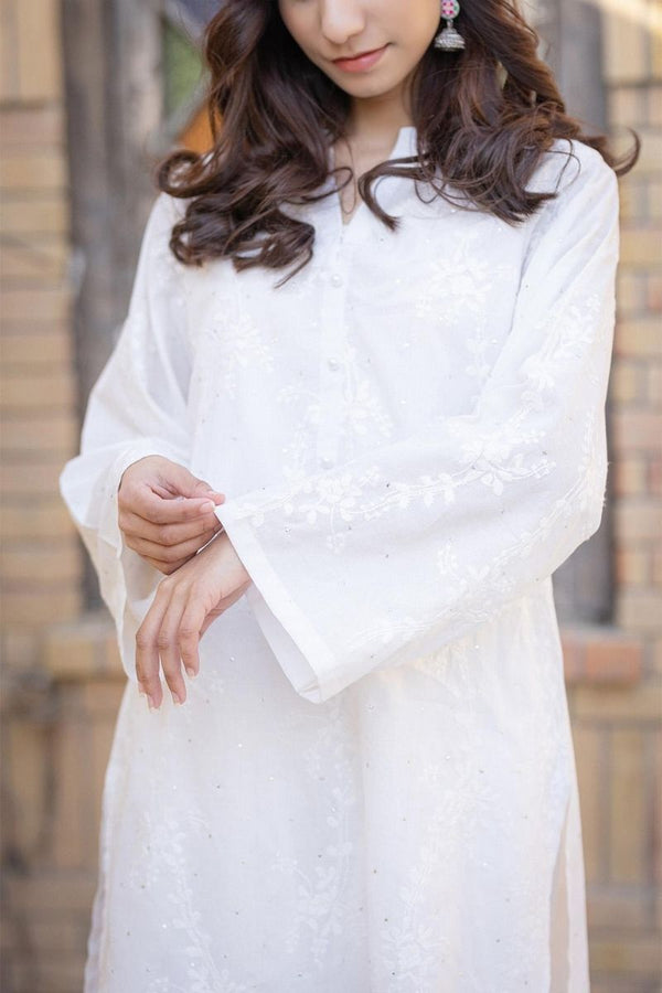White Emroidered Kurta