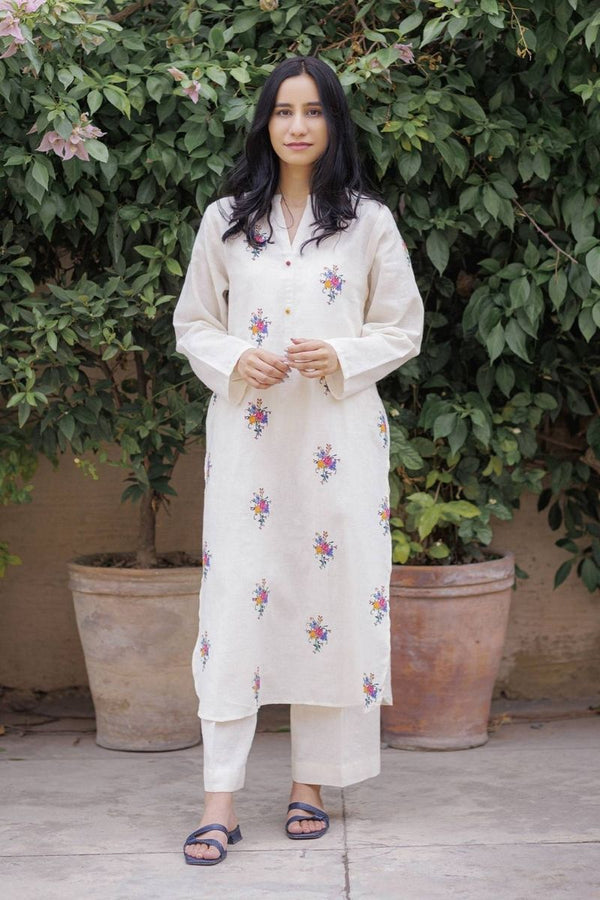 OFF-White Embroidered Pair