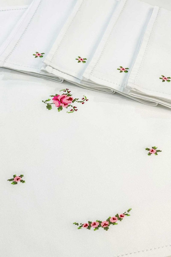 Pink Embroidered Mats Set